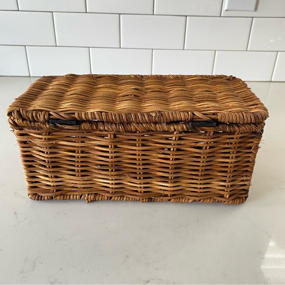 Woven Basket Compartment Organizer - Picture 4 of 8